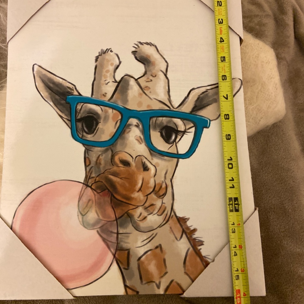 Giraffe Print - Picture 3 of 3